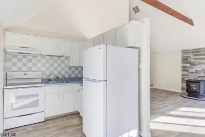 7 Winding Hill Rd, Vernon, NJ 07462 - Photo 9