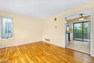 21 Village Park Ct, Scotch Plains Township, NJ 07076 - Photo 3