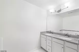 33 Woodland Wy, Mount Arlington, NJ 07856 - Photo 17