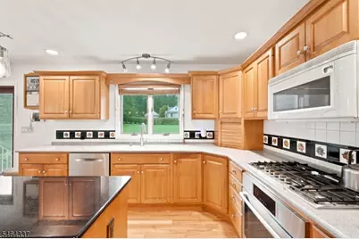 67 Jacobstown New Egypt Rd, North Hanover Township, NJ 08562 - Photo 13