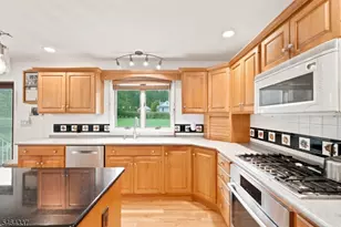 67 Jacobstown New Egypt Rd, North Hanover Township, NJ 08562 - Photo 13