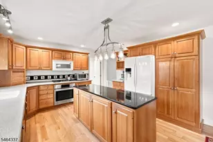 67 Jacobstown New Egypt Rd, North Hanover Township, NJ 08562 - Photo 11