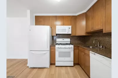 1013 Waterford Dr, Edison Twp., NJ 08817 - Photo 13