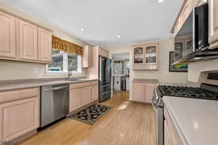 3 Galloping Hill Rd, Clinton Township, NJ 08833 - Photo 7