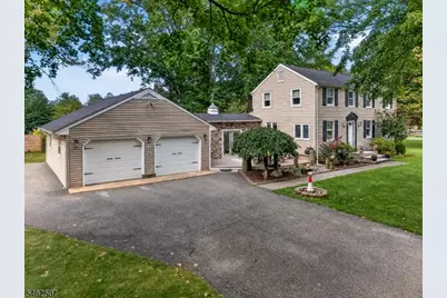 3 Galloping Hill Rd, Clinton Township, NJ 08833 - Photo 3