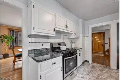 60 Mohr Ave, Bloomfield, NJ 07003 - Photo 15