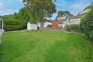 69 8th Ave, Hawthorne, NJ 07506 - Photo 7