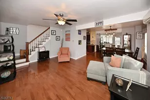 69 8th Ave, Hawthorne, NJ 07506 - Photo 25