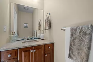 10 Berkshire Way, Holland Township, NJ 08848 - Photo 17