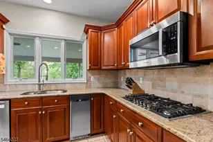 10 Berkshire Way, Holland Township, NJ 08848 - Photo 13