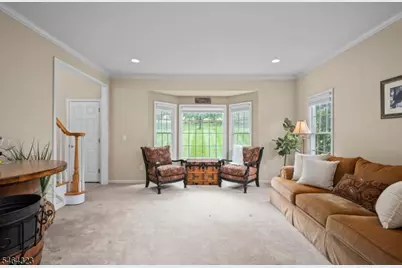 10 Berkshire Way, Holland Township, NJ 08848 - Photo 5