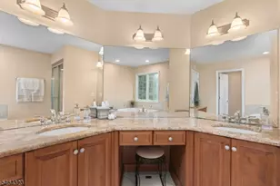 10 Berkshire Way, Holland Township, NJ 08848 - Photo 23