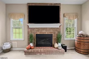 10 Berkshire Way, Holland Township, NJ 08848 - Photo 7