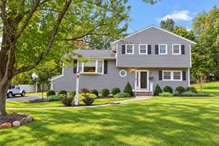 7 Crossbrook Ln, West Caldwell, NJ 07006 - Photo 1
