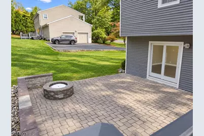 7 Crossbrook Ln, West Caldwell, NJ 07006 - Photo 5