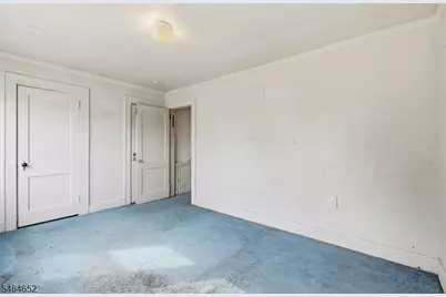 82 Berkshire Pl, Irvington, NJ 07111 - Photo 15