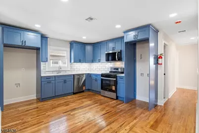 28 Taranto Ct, Maplewood, NJ 07040 - Photo 23