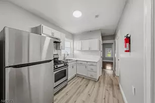 803 S 13th St, Newark, NJ 07108 - Photo 17