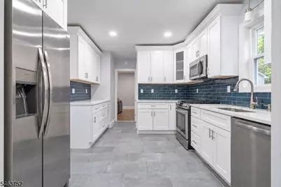 419 Locust St, Roselle Park, NJ 07204 - Photo 13