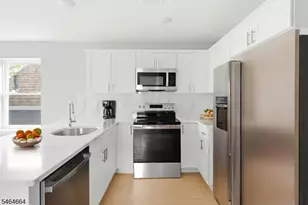 388 Summer Ave, Newark, NJ 07104 - Photo 9