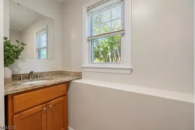 16 Lincoln St, Morristown, NJ 07960 - Photo 9