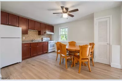 16 Lincoln St, Morristown, NJ 07960 - Photo 3