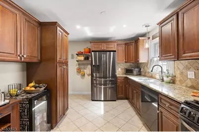 241 Hawthorne St, Scotch Plains Township, NJ 07076 - Photo 9