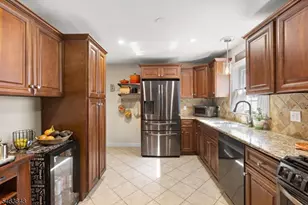 241 Hawthorne St, Scotch Plains Township, NJ 07076 - Photo 9