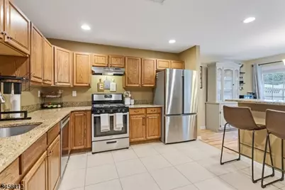 9 Ferndale Ln, Hardyston Township, NJ 07419 - Photo 7