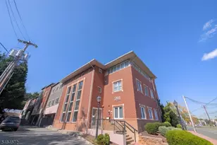 391 Springfield, Berkeley Heights Township, NJ 07922 - Photo 3