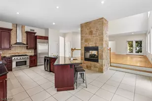 1000 Sunny Slope Dr, Mountainside, NJ 07092 - Photo 15
