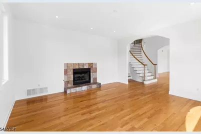 1000 Sunny Slope Dr, Mountainside, NJ 07092 - Photo 7