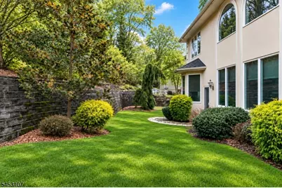 1000 Sunny Slope Dr, Mountainside, NJ 07092 - Photo 49