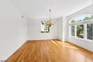 1000 Sunny Slope Dr, Mountainside, NJ 07092 - Photo 9