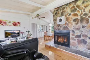 25 W Asbury Anderson Rd, Washington Township, NJ 08827 - Photo 9