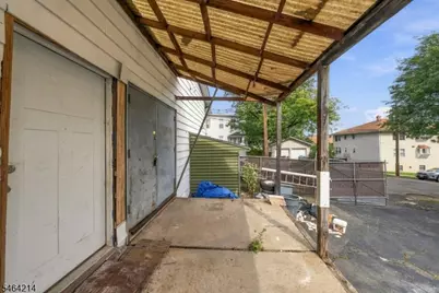 29 Summit Ave, Clifton, NJ 07013 - Photo 25