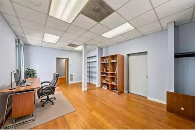 29 Summit Ave, Clifton, NJ 07013 - Photo 27