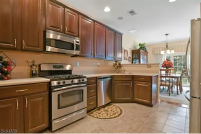 227 Concord Pl, Hopewell Township, NJ 08534 - Photo 9