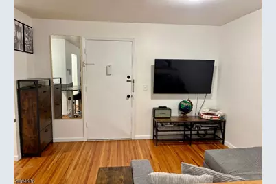 605 Grove St #E10, Clifton, NJ 07013 - Photo 5