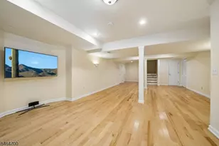4 Revere Dr, Bernards Township, NJ 07920 - Photo 37