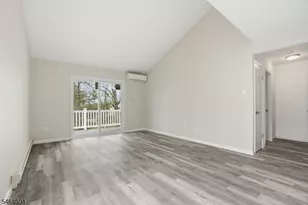 66 Mountain Ct, Bedminster Township, NJ 07921 - Photo 5