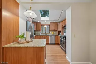 2382 Longfellow Ave, Scotch Plains Township, NJ 07076 - Photo 9