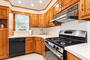 223 Baldwin St, Bloomfield, NJ 07003 - Photo 9