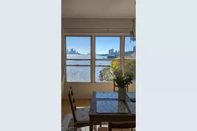 320 The Promenade #320, Edgewater, NJ 07020 - Photo 13