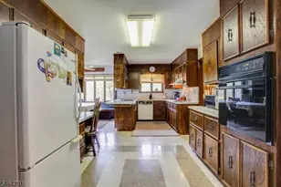 49 Frog Hollow Rd, Tewksbury Township, NJ 07830 - Photo 11