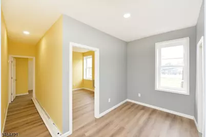 29 Dodd St #2, Bloomfield, NJ 07003 - Photo 3