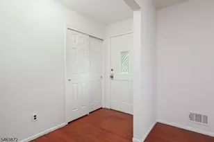 77 Schwin Dr, Clark Township, NJ 07066 - Photo 5