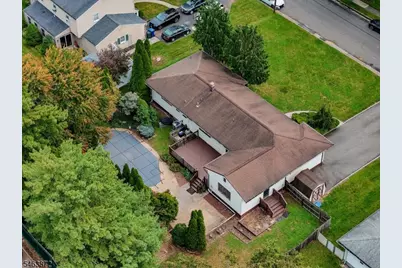 77 Schwinn Dr, Clark Township, NJ 07066 - Photo 41