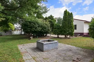 77 Schwin Dr, Clark Township, NJ 07066 - Photo 37