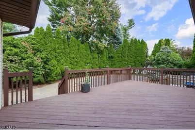 77 Schwinn Dr, Clark Township, NJ 07066 - Photo 33
